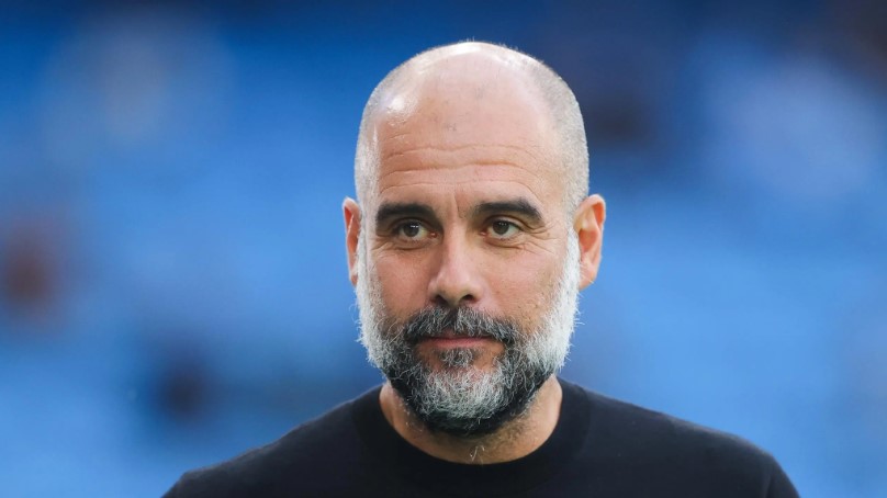 Pep Guardiola chúc Arnold mau chóng hồi phục