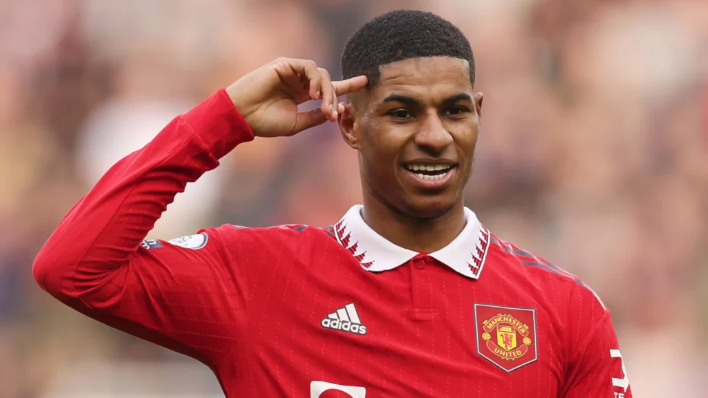 Marcus Rashford sắp trở thành cầu thủ ra sân từ băng ghế dự bị nhiều nhất lịch sử