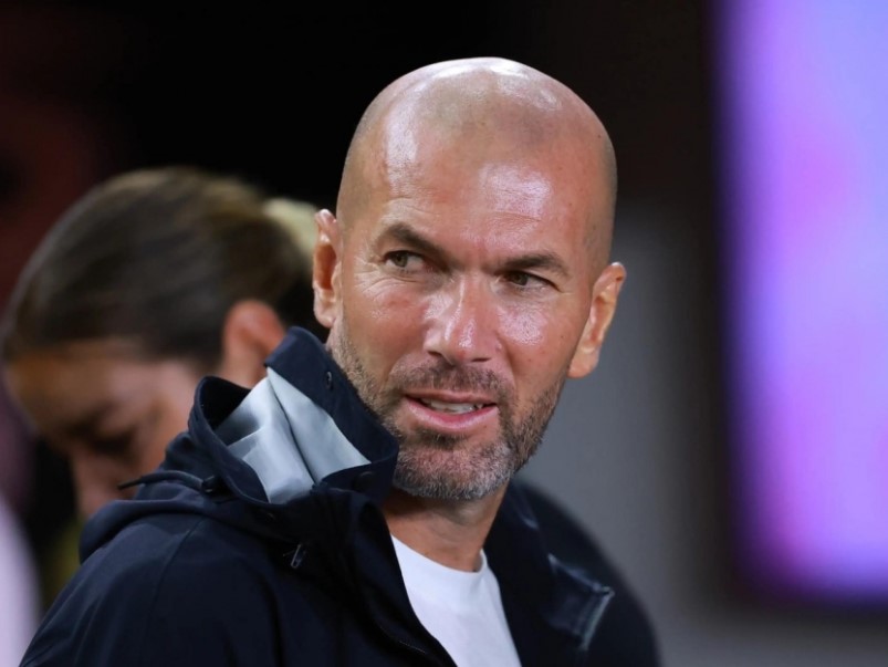 Zidane ra điều kiện làm việc cho đội bóng Ngoại hạng Anh